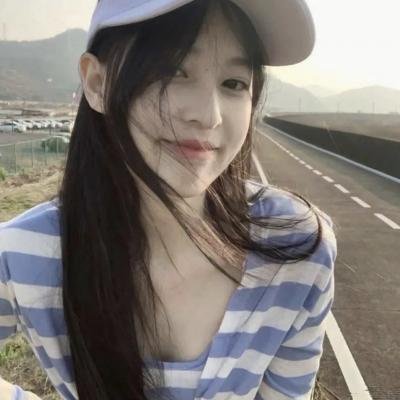 女税务员